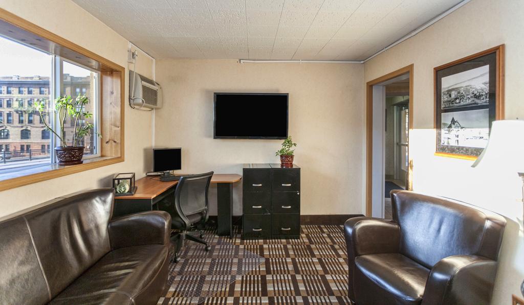 Downtown Duluth Inn Kültér fotó